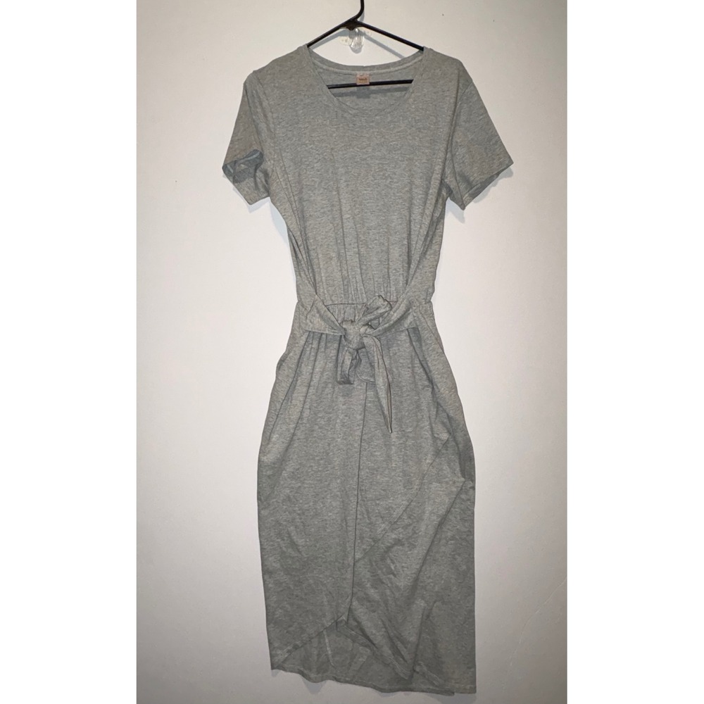 Smash + Tess Short Sleeve Tie Waist Tulip Wrap Midi Dress with Pockets Gray
